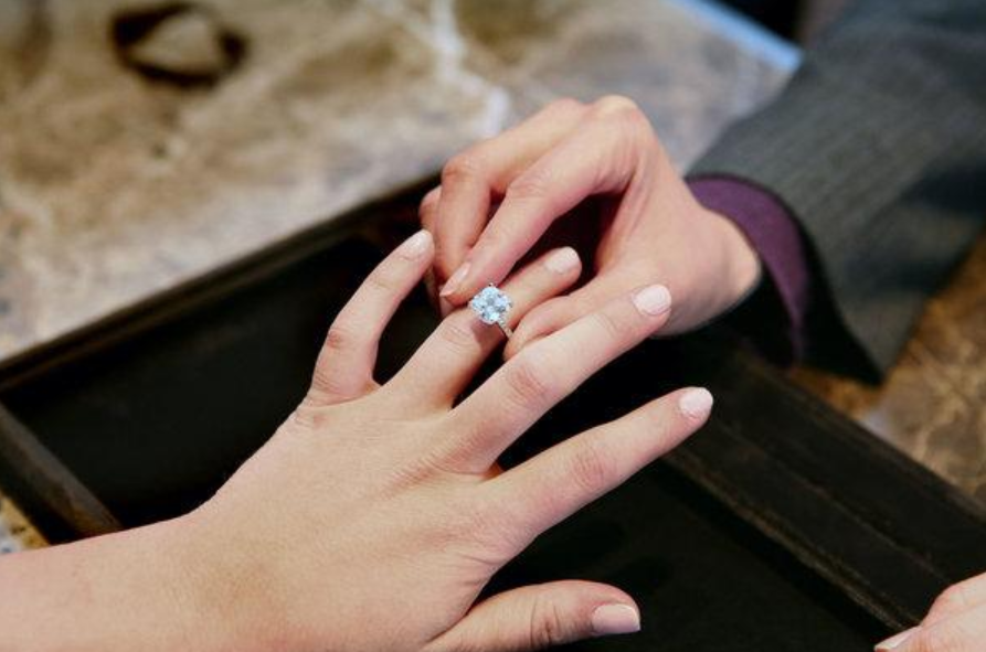 Not Her Style? The Secret World of Silent Engagement Ring Swaps After Proposals